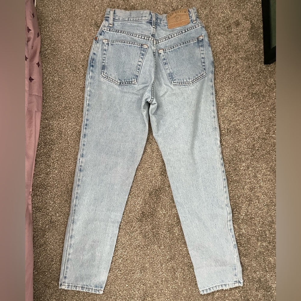 Vintage Gap Light Wash Jeans - Picture 2 of 6